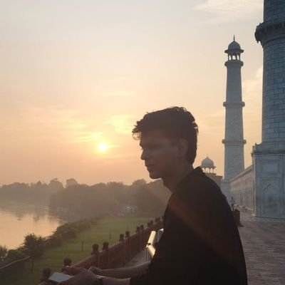 vrishankkkkk's profile picture. 20/sscbs/startups/vc/running