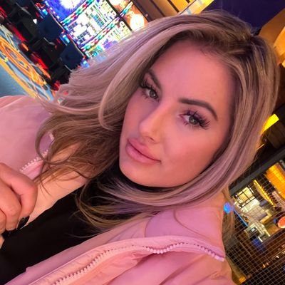 Eleanorhottie's profile picture. pet https://t.co/z2k7vAd1b8
#beachlover