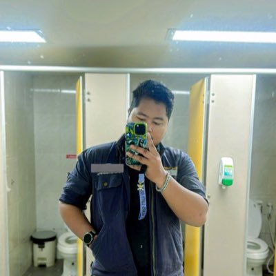 เบลล์ (ชายแท้) หา FWB / ONS 🖤 ไม่หล่อแต่สะอาด อบอุ่น ไม่รีบ ขนาดกำลังดี 🍌 ชอบสัมผัสแบบรู้ใจ ทักมาคุยได้ 🚫บอกเพศกับอายุตอนทักมาคุยด้วยนะคับ⭕️ เป็นความลับ100%