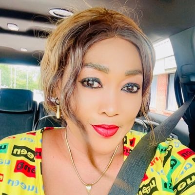 Henrietta478317's profile picture. Smiles
