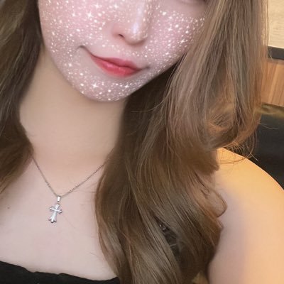 _pink149's profile picture. 最後のシ者 セルシオとピンクなマークIIに乗ってた子