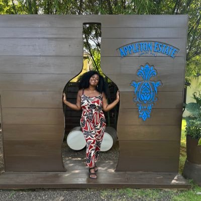 PrincessTocha's profile picture. I live for food, books, Grey's Anatomy and traveling ♥️