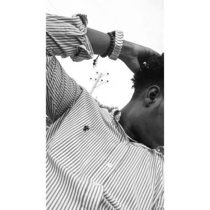 But no matter what difficulties I face, I refuse to give up 🤎.
An engineer with a doctor's heart 🤍🙏🏻.
Hala Madrid always and forever🤍🌻.
sudan+249❤️🇸🇩✊🏻