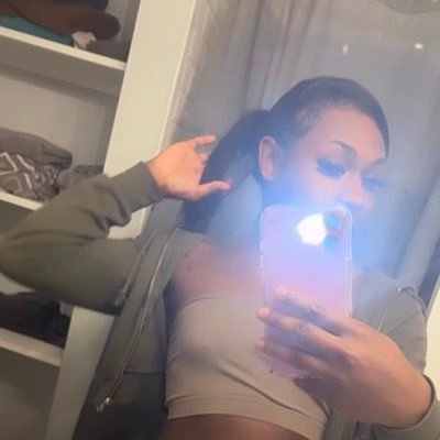 dabrat💋💰 5’3 TS content creator. ft/ content is available..😙. onlyfans https://t.co/sfD8KovjbK !! $thubrat2004😘 10$ dm fee