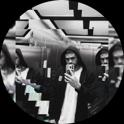 mrjuenjo's profile picture. • 🧟 90s kid • 💻 music producer •
