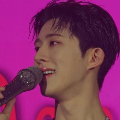 iKONIC | CARAT | TOMOON | KIM HANBIN 131 | 🇵🇭 | obsessed over cheeks