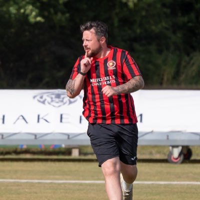 Lillywhites 🤍. Assistant manager at @billingshurstfc 🔴⚫️. Former sports editor and Premier League accredited journalist.