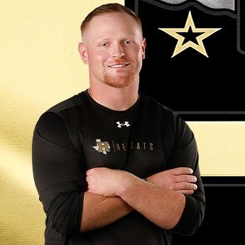 Linebackers & Recruiting Coordinator @ Henrietta ISD | MSU Texas Alum ‘22 | M. Ed. | Graphic Design: https://t.co/SWUq9mmYJV