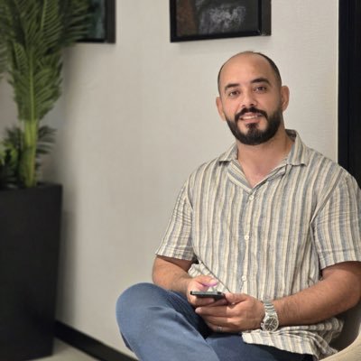 إلى حيث تأخذني الذائقة، متابع بالسرقة للسياسة، مهتم بالعمل المجتمعي والسفر! برشلوني قديم جدا FCB🟥🟦