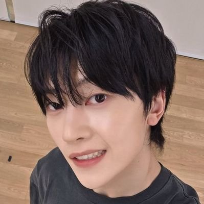 achimiwa π° is seeing zb1 Profile