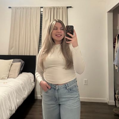 sandga7's profile picture. love yourz