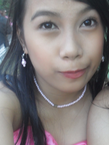 i am a simple and good girl and also i love korea ^_^ lol heheheh ..