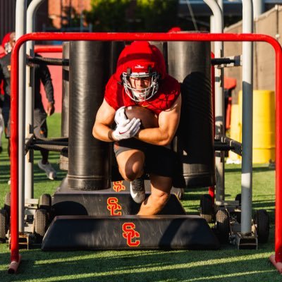MckelveyCian's profile picture. @uscfb ball carrier