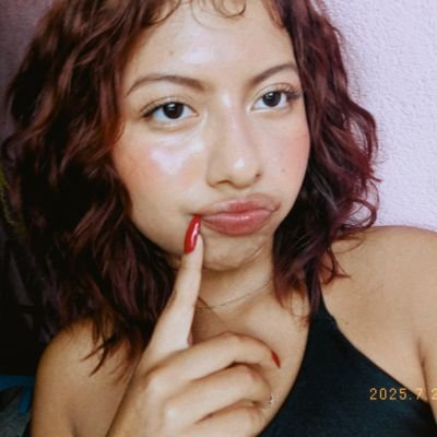 maria2702G's profile picture. 