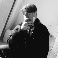 NguynHn699882's profile picture. 