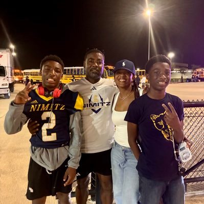 Husband, Father,Believer,Aldine Nimitz DC, 3 All American DB’s (collegiate)10th season #LoveTheProcess #TheGrind #LoveWhatYouDo #AlwaysA🐸🟣🏈