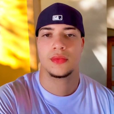 Lewrin01's profile picture. Working on iOS-related projects. Tweaks Developer And Theme Creator. ⠀ print("Hello, World!")