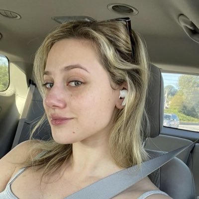 fontanaalison3's profile picture. 