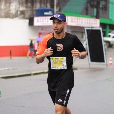 Toinho__Silva's profile picture. Apenas uma variante, quebrando realidades e tentando encontrar um futuro!! 🙂