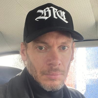 Native Berlin•er 🇩🇪🌆 in Mexican exil 🇲🇽 - #Bitcoin Semi-Maxi #Ada #Depin - ¡Vivir en un mundo libre y descentralizado! - #HalloKrypto ...follow the link!