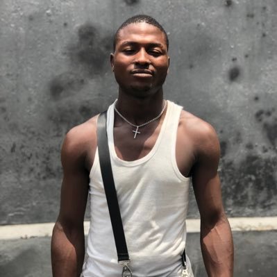 John Isaiah Martin is a Nigerian fast rising superstar ✨ known as Rippletwyse the
WESTERN KID 🥀📸
WESTERNER'S ✨