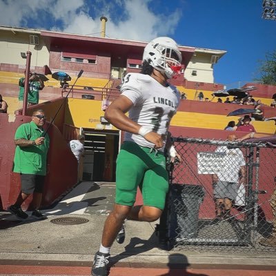 Jaydin Lewis // DE/OLB // 220lbs // 6’3ft // 📍Lincoln high school San Diego // C/O 2026 // ✉️email : jaydinlewis04@gmail.com // 📲:619-218-9574