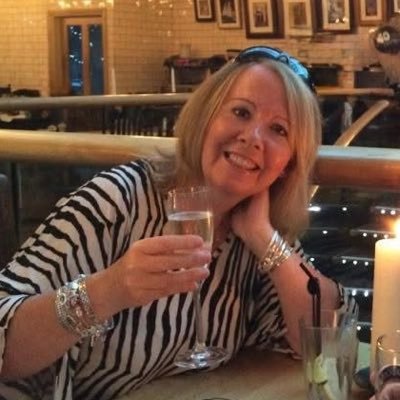 suey307's profile picture. Born in Bath..Super Nanny to my famous 5. Living in #Murcia🇪🇸 Love Arsenal…. & Mulberry bags. @ARescue23425 my passion #volunteer