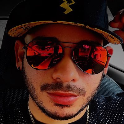 Puerto Rican badass 🇵🇷 | Salsa in my veins, rum in my cup | Reppin’ Aguada with pride | No filter, a fuego 🌊