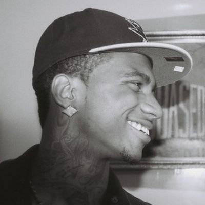 yomama23694's profile picture. tgirl gooner