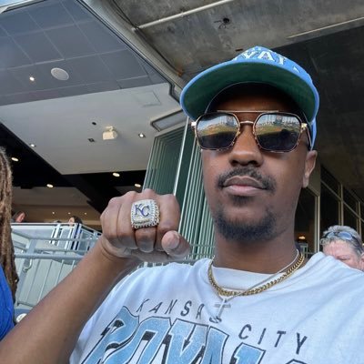 @KingsofKauffman Contributor for @FanSided ⚾ | Stat Nerd 📊| Staff Writer for The KC Call| Isaiah 54:17 | #Fountainsup #ChiefsKingdom🪓| #SeeRed|