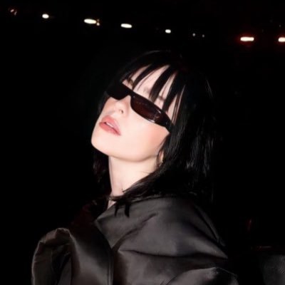 Mousssieh's profile picture. your flowers filled with vitriol ?