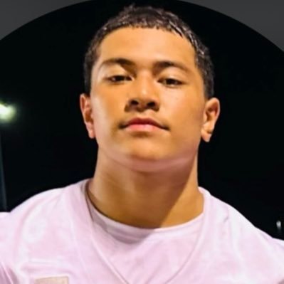 ✝️Brighton High school | 3.58 GPA | c/o 2027🎓| DE | TE | DT | 6’3 275lbs | ilivaitaiese6@gmail.com | 801-694-7481 ||| Head coach - Casey Sutera