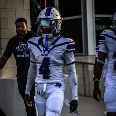 Safety//Willis,Tx//Co of 27 //🏈🏀 // 3.6 GPA //5’9 160 lbs //📞936-529-8835 //Email/ amajaifriend2027@yahoo.com
