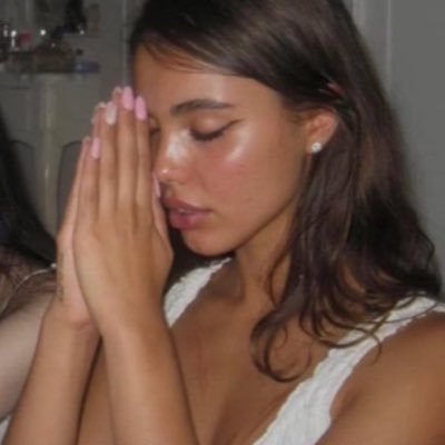 AtikaKadesha's profile picture. 