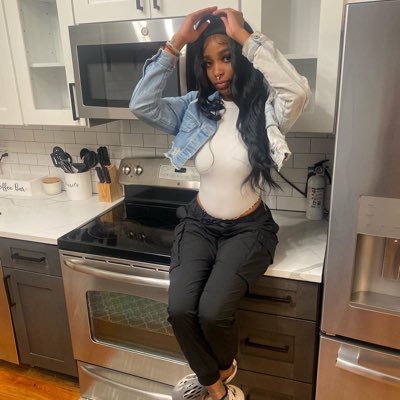 Doing meetups 🔗🥵. and ft shows 📲💦dm me for menu(Serious buyers only)🧏🏼♀️