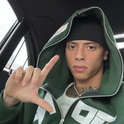 mosa7y's profile picture. 15🇱🇺🇮🇹