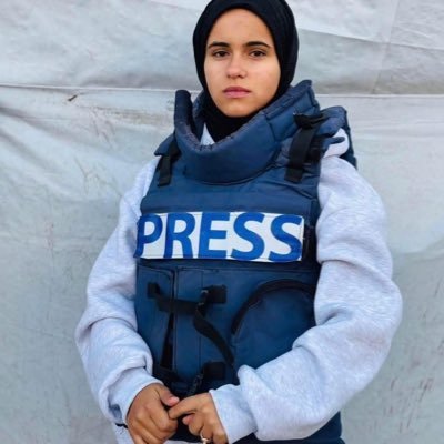 hanankhalidrida's profile picture. Journalist🇵🇸 Palestinian journalist 📍Gaza📰📝🎙️📺 Reporting for aljazeeraenglish Content Producer