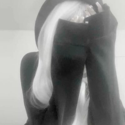 hvyunjin_xx's profile picture. 