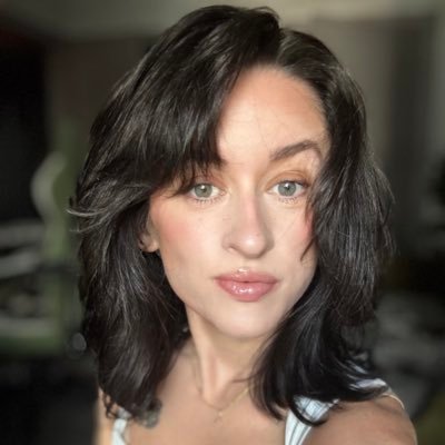 Streamer + Content Creator ✨
Code THATWITCHTTV #epicpartner
📧: thatwitchtv@gmail.com