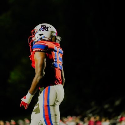 LineBacker at Dematha Catholic ‘26 |6’0 215 Phone Number: 301-509-3266 Email: kaijones4150@gmail.com |3.6 GPA |Head Coach Phone Number: +1 (301) 996-2098
