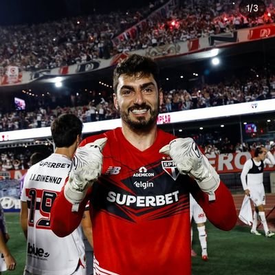 por aqui eu só falo de futebol e vôlei mas tenho uma outra conta que lá eu sou normal.