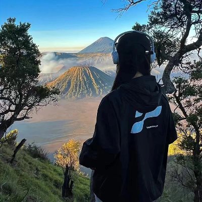 日本語を勉強してニュースアカウントを見ます。🎀
日本語でツイートすることにしました。 🎌
食べ物と旅行
私も日本語の練習を手伝ってもらえると嬉しいです。(ಥ _ ಥ)
新しい人と知り合うのも楽しいですね,ハハハ😀
よろしくお願いします🙇🏻♀️