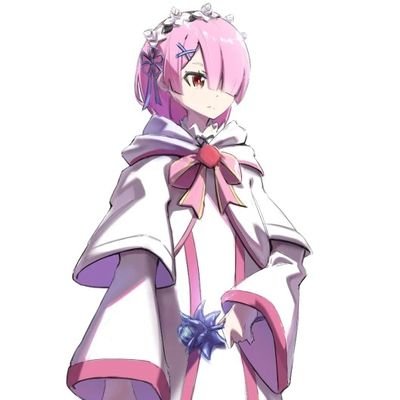 ※このアカウントのラムは1期終盤のラムです。4期のラムではありません。
白色のローブっていいわよね バランスボールとブーツ好き