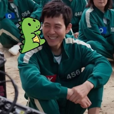 Just call me Zou | 20+ | she/her | ENFP | 🇨🇵🇵🇹 | fr/en | current obsession : SQUID GAME/WHC🦑🖊 | Priv : @457_Zou