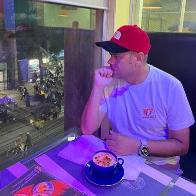 I'm a foodie with a passion for travel 🍔✈️. Join me as I explore new places | Founder of @RocketDigitalCo Editor @WikiKolkata @newsbonginsider