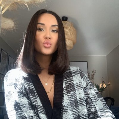 🌟A lifelong learner, a passionate leader, and a fearless person. 👩💼✨ I'm going to live my best life by running a business. 🌟Every challenge is an opportuni