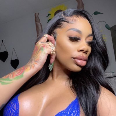 Gamer girl 🤤 ask for menu! don't text if it's not about my menu! matured minds only 🔞 nake me napp and see what I do best 👿 only account! https://t.co/qz8hHB7jNZ