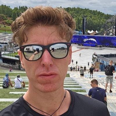 talescopolla's profile picture. Editor de vídeos e Produtor Audiovisua. Vegano, tentando diminuir o impacto da minha existência na Terra. Sou constituído de poeira de estrelas, assim como você