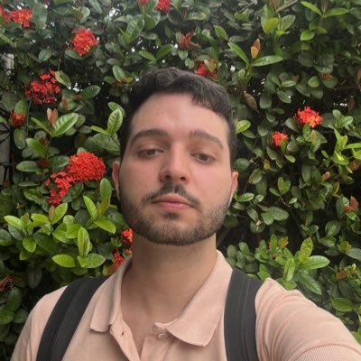 cagando e andando e de vez em quando jogando a merda no rosto das pessoas