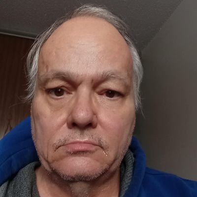 single, 68 yearold man no kids! Live in east central Mn! if u want a relationship u need to call me on your real phone. Otherwise looking 4 a f buddy or fwb!